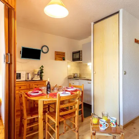 Les Mousquetons-20 By Interhome *
